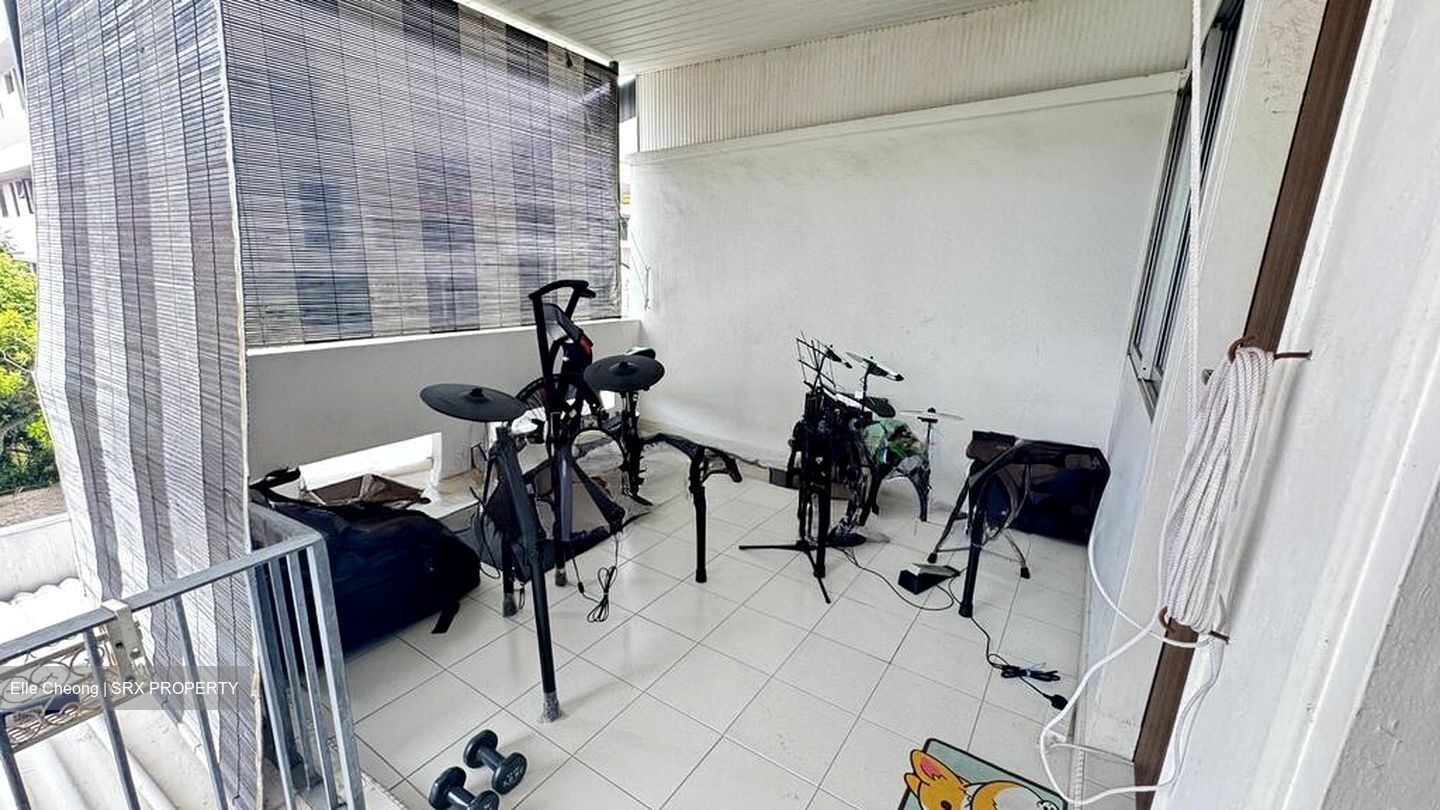 Compassvale Crescent (D19), Terrace #501819931